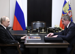 Что губернатор Бочаров подарил президенту Путину на ночной встрече в Волгограде 