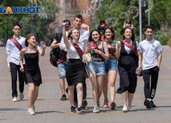 В Волгограде можно нарядиться на выпускной в среднем за 2 000 рублей