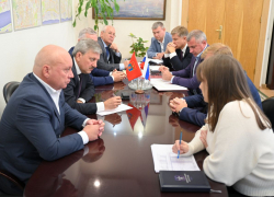 Экс-мэр Лихачёв пришел в горадминистрацию на следующий день после отставки