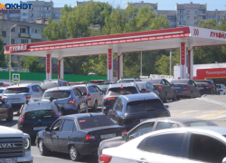 Топливо на миллион срочно закупают для коммунальщиков в Волгограде 