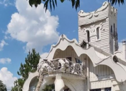Малахов показал уникальный «Сахарный замок» волгоградца Валерия Данильчука