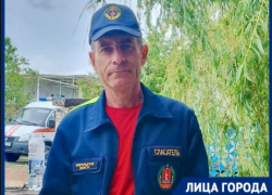 «Противниками стали дрейфующие глыбы и порывистый ветер»: волгоградский спасатель о том, как вызволял из ледяного плена 17-летнюю 