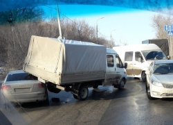 На севере Волгограда «Газель» переехала Audi