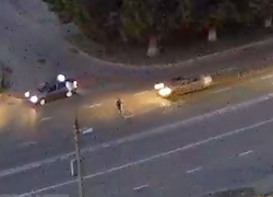 На видео попал момент страшного наезда Lada на пешехода в Волжском