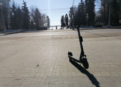 Жесткие ограничения для электросамокатов согласовали волгоградские депутаты