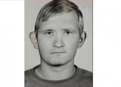 Сероглазый блондин с черной сумкой исчез в Волжском