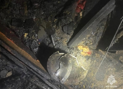 Мужчина заживо сгорел в доме под Волгоградом: жуткие фото с места трагедии