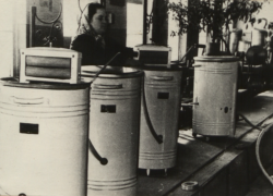 Заводы-легенды 80-х: какие волгоградские предприятия гремели на весь СССР