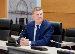 Олег Савченко выступил за введение дополнительных мер поддержки при покупке жилья в Волгоградской области
