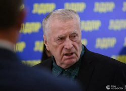 Волгоградское СМИ "убило" Владимира Жириновского, но политик жив