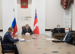 Директор ФСБ пригласил на разговор волгоградского губернатора