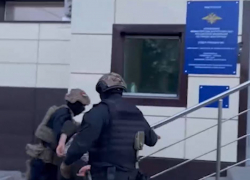 Водитель выследил и избил монтировкой волгоградца после замечания на дороге