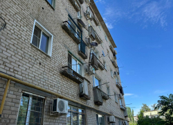 Женщина разбилась насмерть после падения балкона под Волгоградом