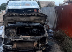 Две маршрутки за минуты как факелы сгорели в под Волгоградом