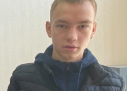 Трое подростков с кастетами напали на волгоградцев: 17-летнему парню удалось скрыться