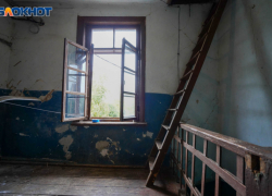 Пятилетняя девочка выпала из окна в Советском районе Волгограда