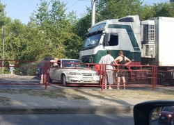 Фура протаранила Daewoo Nexia на юге Волгограда