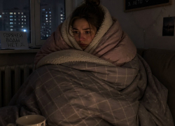 Дикую морозилку в ночь на 21 апреля пережили волгоградцы: спасались свитерами и обогревателями 