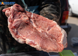 Волгоградцев спасли от 200 кг странной говядины