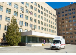 «В отделении на 6 человек лежит 26»: в «красной зоне» Фишера неделю скрывали состояние волжанки