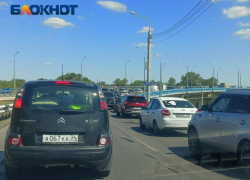 Десятикилометровая пробка образовалась перед Волгоградом 