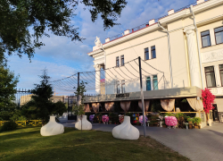 Гигантские хинкали украсили центр Волгограда