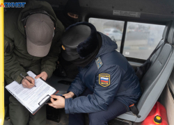 Волгоградцев призвали сообщать о "резиновых" квартирах