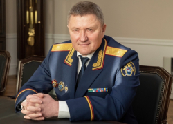 Глава СУ СКР по Волгоградской области скрывается после претензий Александра Бастрыкина