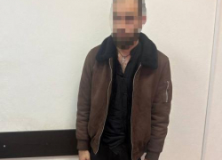 Бородача с крестом задержали в Волгограде за подлый обман