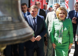 Валентина Матвиенко велела Бочарову снести все волгоградские киоски к началу ЧМ-2018