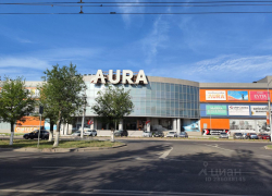 Крупный торговый центр продают по долям в Волгограде