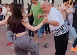 Волгоградские мачо дали жару на набережной: видео