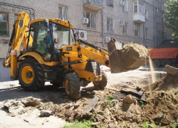 В центре Волгограда снова разрыли дороги 