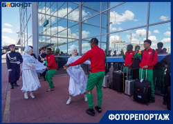 Казачки в Волгограде закружили в танце футболистов сборной Буркина-Фасо 