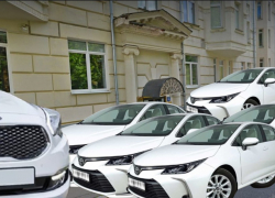 На чем ездят волгоградские випы в Москве: шесть иномарок на пять начальников