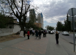 В Волгограде из-за угрозы взрыва эвакуируют школы, больницы, гостиницы, вузы, пенсионные фонды, налоговые