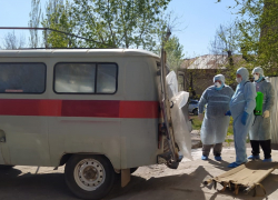 «Кровоизлияния в мозг и мучительные приступы»: патологоанатом о смертях молодых волгоградцев от новых штаммов COVID-19