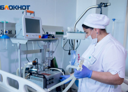 В Волгограде выпала из окна 20-летняя студентка РАНХиГС