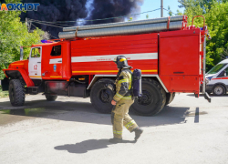 Женщина погибла в горящем доме под Волгоградом 