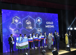 10 юных химиков будут представлять Россию на Международной Менделеевской олимпиаде