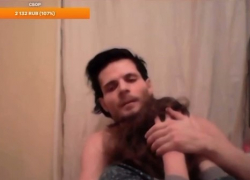 Скандальный волгоградский блогер избил девушку в прямом эфире