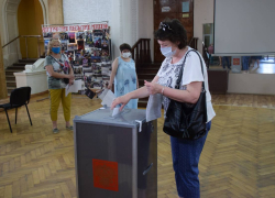 «Подставили администрацию президента»: политологи о скандальных праймериз «Единой России» в Волгоградской области