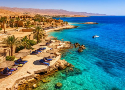 Рейс до Шарм-эль-Шейха на 15 часов задержали в Волгограде