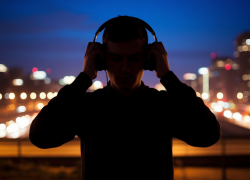 «Похоже на майнинг»: на странный круглосуточный гул пожаловался волгоградец