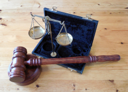 Под Волгоградом оштрафовали главу района за выдачу разрешения в обход стройнадзора