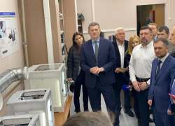 Олег Савченко назвал уникальным Центр прототипирования ВолгГТУ