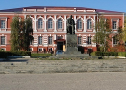 В Серафимовиче Волгоградской области центральную улицу благоустроят за 13 млн рублей 