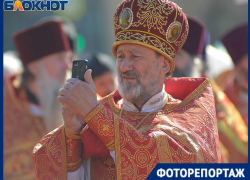 Крестный ход с мощами святого снял волгоградский фотограф