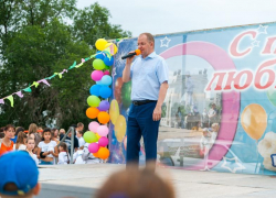 Самый знаменитый историк - бухгалтер Волгограда открыт для поцелуев и подарков