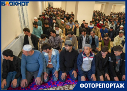 Две тысячи мусульман собрались под Волгоградом на особую молитву